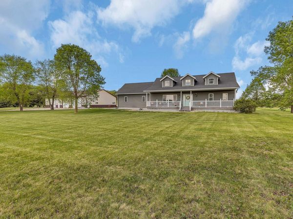 10448 345th Street, Saint Joseph, MN 56374