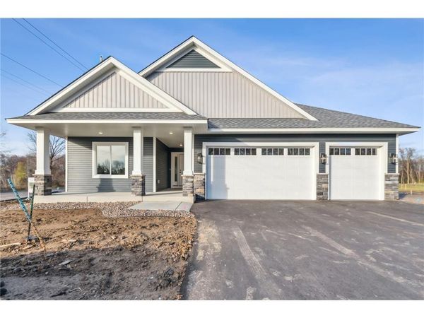 6366 Goodwin Lane , Wyoming, MN 55092