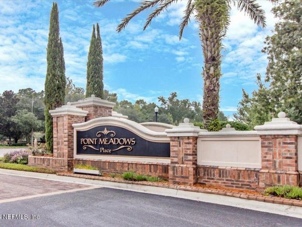 7801 POINT MEADOWS Drive, Unit 5301, Jacksonville, FL 32256