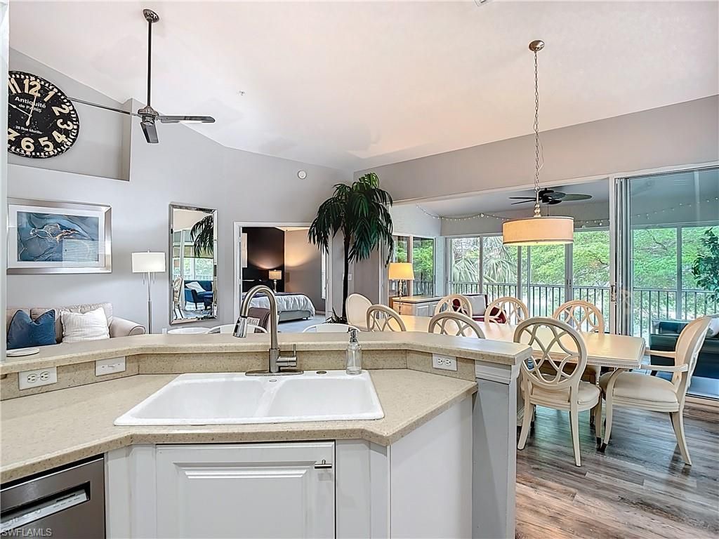 5125 Cedar Springs Dr, Unit 204, Naples, FL 34110 Photo