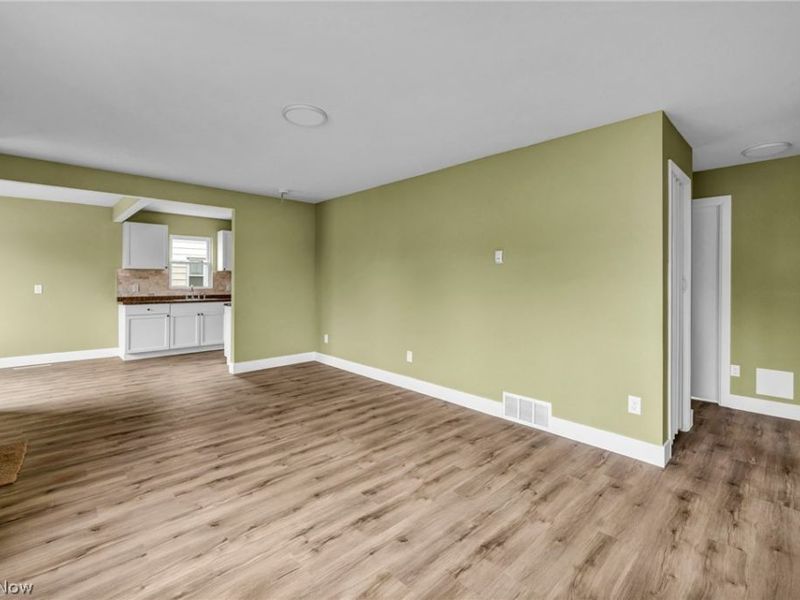 15812 Eleanore Drive , Cleveland, OH 44135 Photo 10