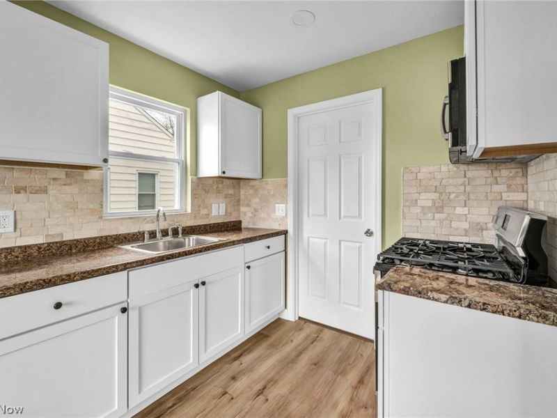 15812 Eleanore Drive , Cleveland, OH 44135 Photo 15