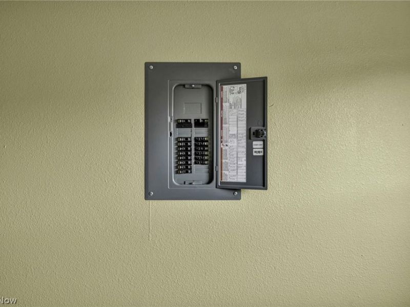 15812 Eleanore Drive , Cleveland, OH 44135 Photo 36