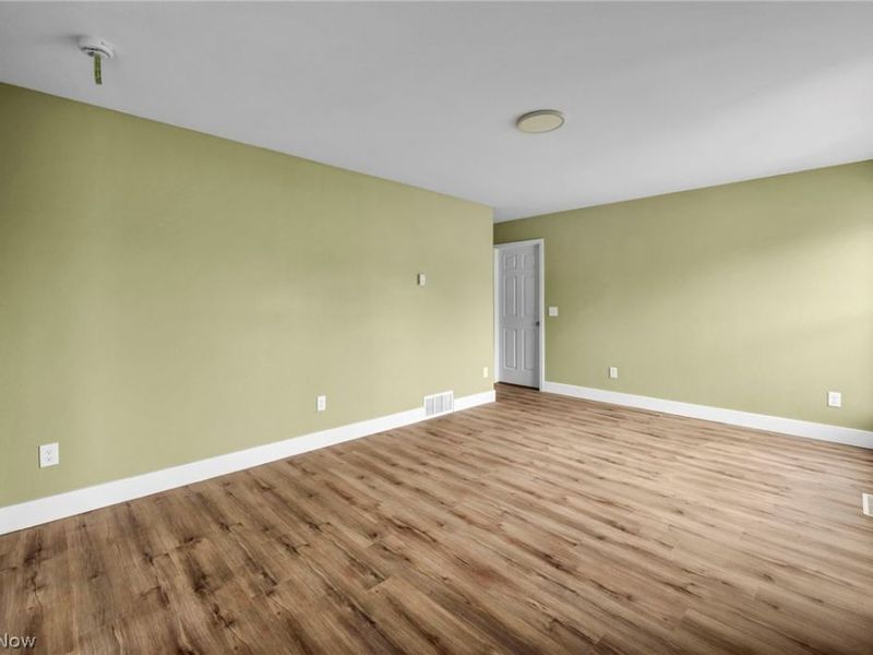 15812 Eleanore Drive , Cleveland, OH 44135 Photo 5