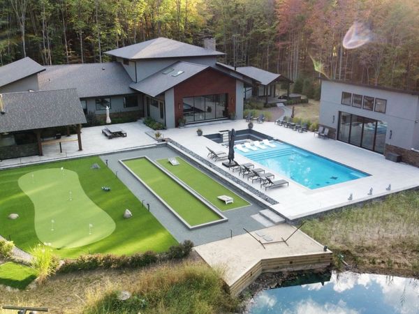 6941 Youngren Road, Harbert, MI 49115