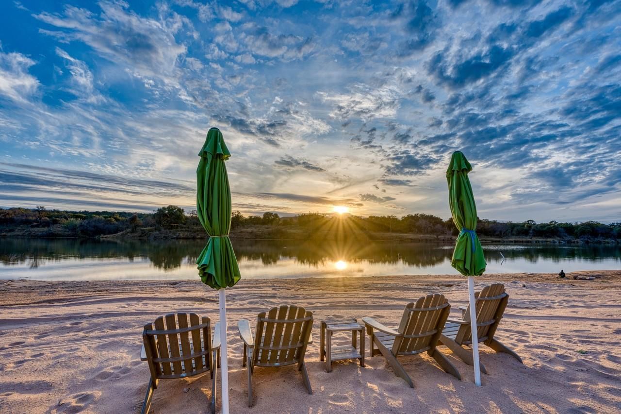 4118 River Oaks Dr, Kingsland, TX 78639 Main Photo