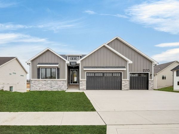 1370 NW Brooks Drive, Waukee, IA 50263