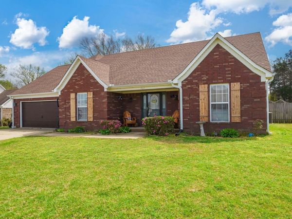 464 CARRINGTON AVE, Brighton, TN 38011