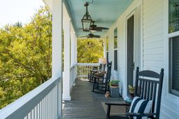 1541 Periwinkle Drive photo 4