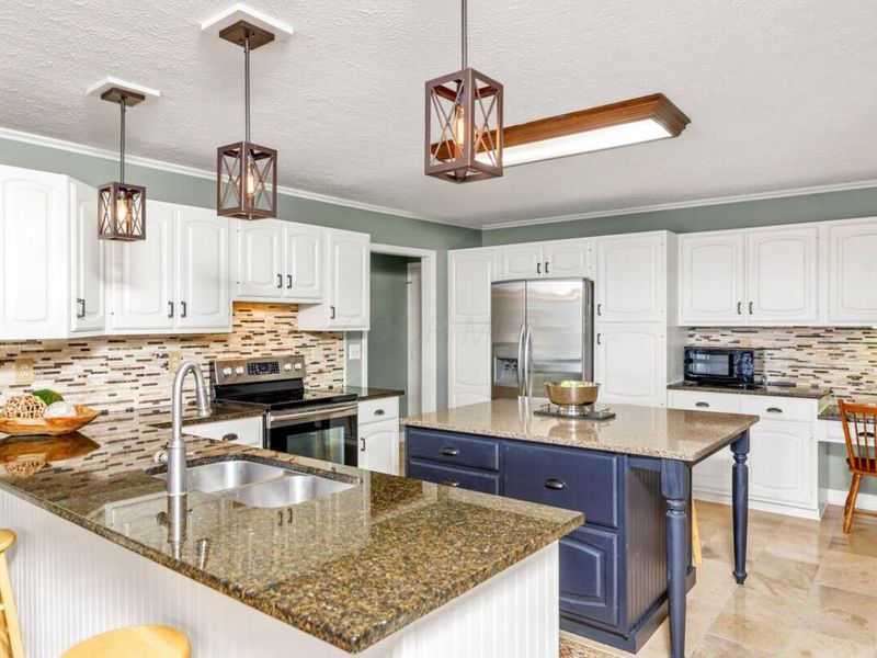 4053 Apple Valley Drive, Howard, OH 43028 Photo 13