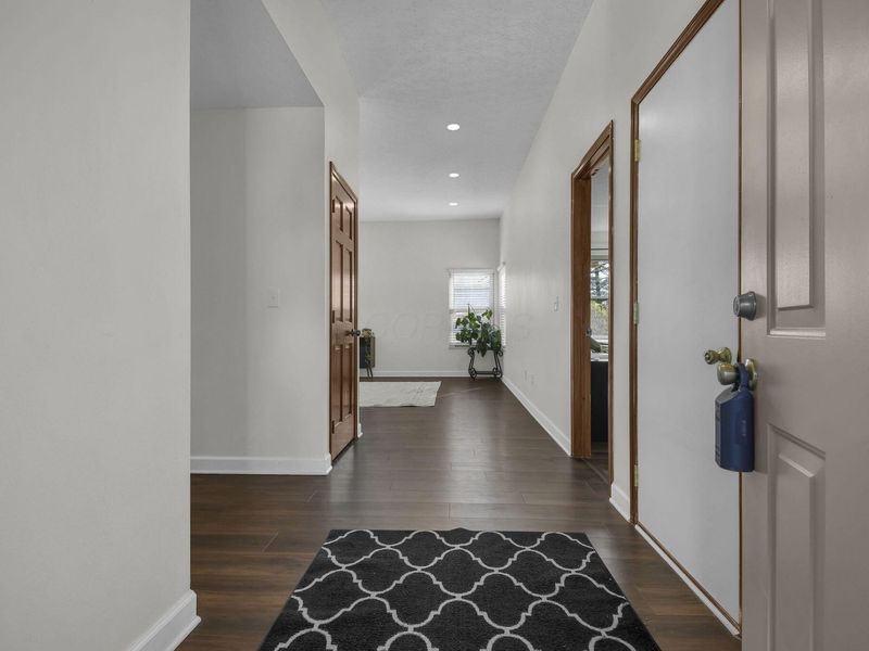 934 Peppercorn Place, Columbus, OH 43230 Photo 4