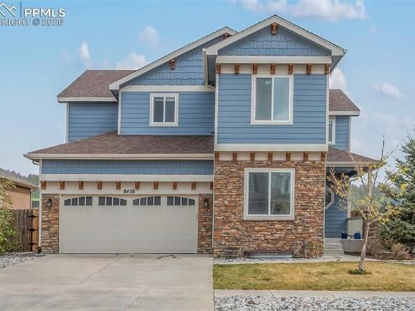 8458 Chasewood Loop, Colorado Springs, CO 80908