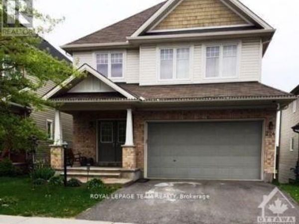 224 FLODDEN Way , Ottawa, ON K2G7E2