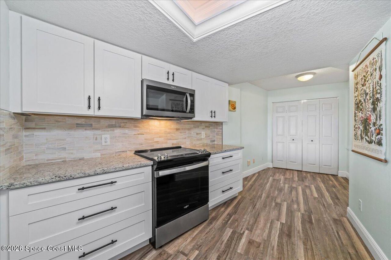 102 Riverside Drive, Unit 203, Cocoa, FL 32922 Photo