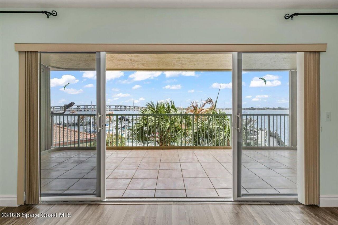 102 Riverside Drive, Unit 203, Cocoa, FL 32922 Photo