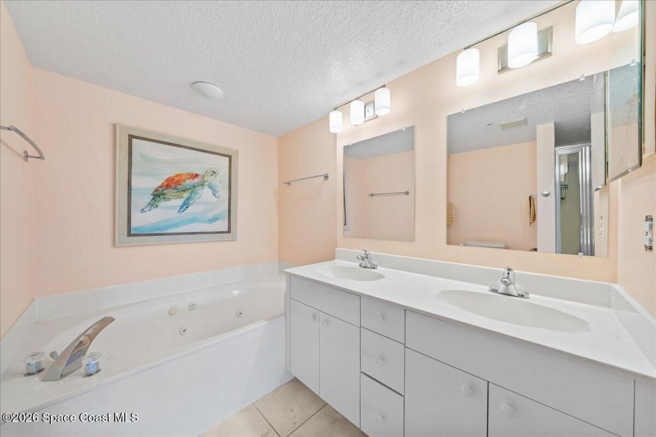 102 Riverside Drive, Unit 203, Cocoa, FL 32922 Photo