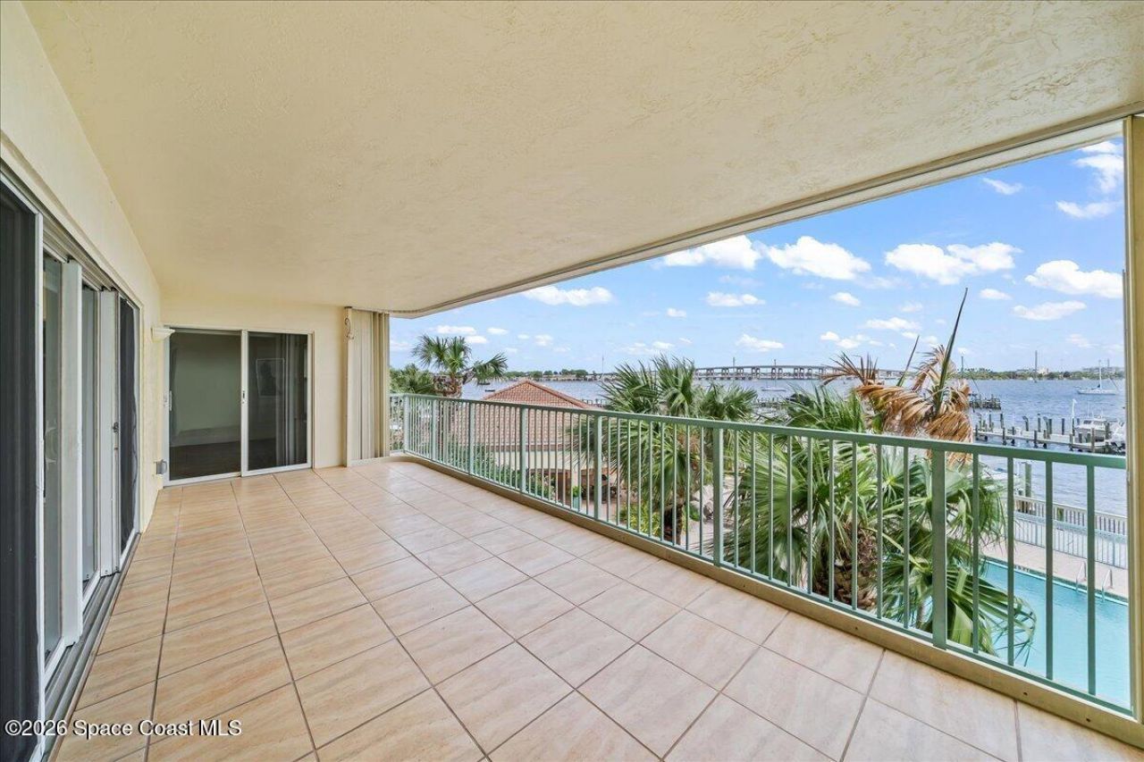 102 Riverside Drive, Unit 203, Cocoa, FL 32922 Photo
