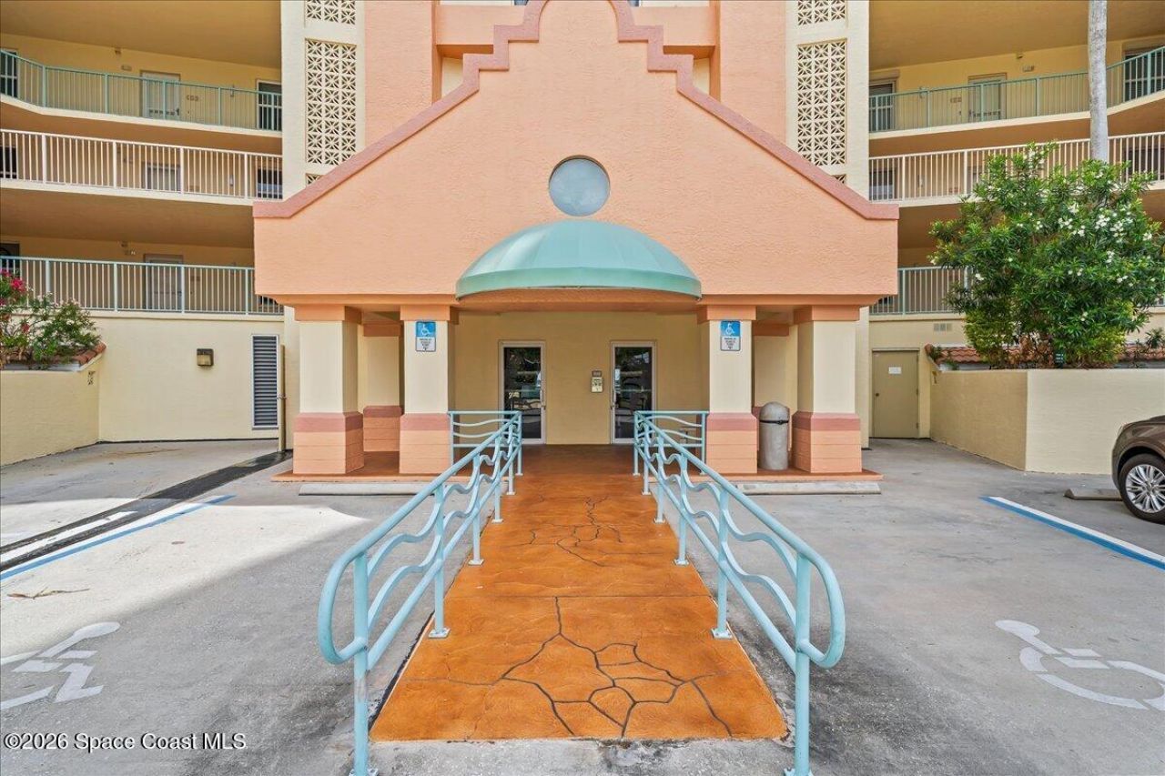 102 Riverside Drive, Unit 203, Cocoa, FL 32922 Photo