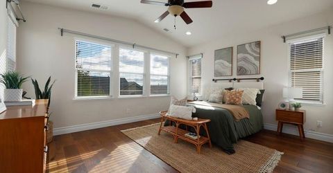 946 Campfire Cir, Rocklin, CA 95765 Photo