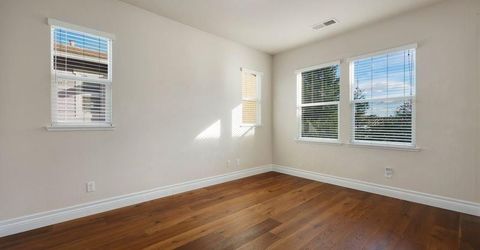 946 Campfire Cir, Rocklin, CA 95765 Photo