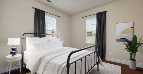 946 Campfire Cir, Rocklin, CA 95765 Photo