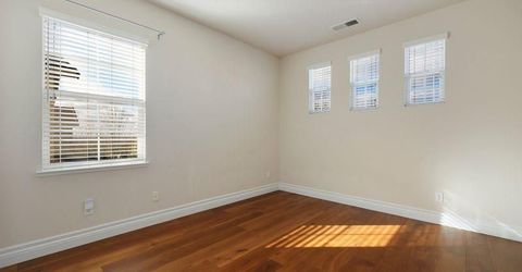 946 Campfire Cir, Rocklin, CA 95765 Photo