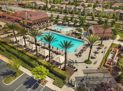 946 Campfire Cir, Rocklin, CA 95765 Photo