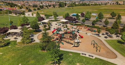 946 Campfire Cir, Rocklin, CA 95765 Photo