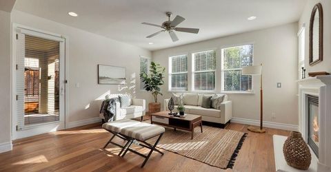 946 Campfire Cir, Rocklin, CA 95765 Photo