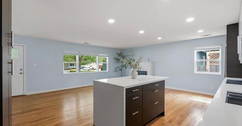 5408 Helen Way, Sacramento, CA 95822 Photo