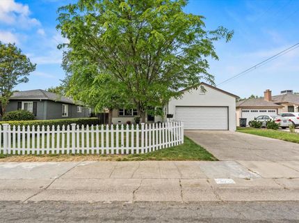 5408 Helen Way, Sacramento, CA 95822 Photo