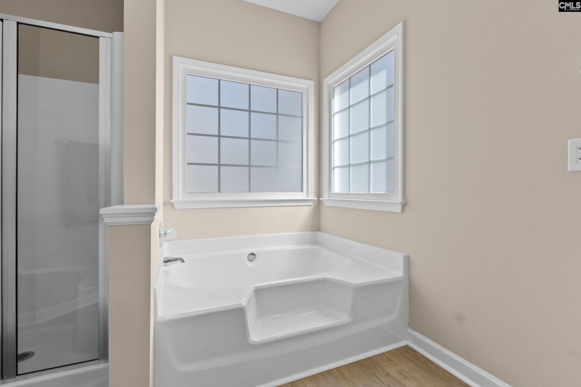 6 Holly Hedge Court  Photo 25