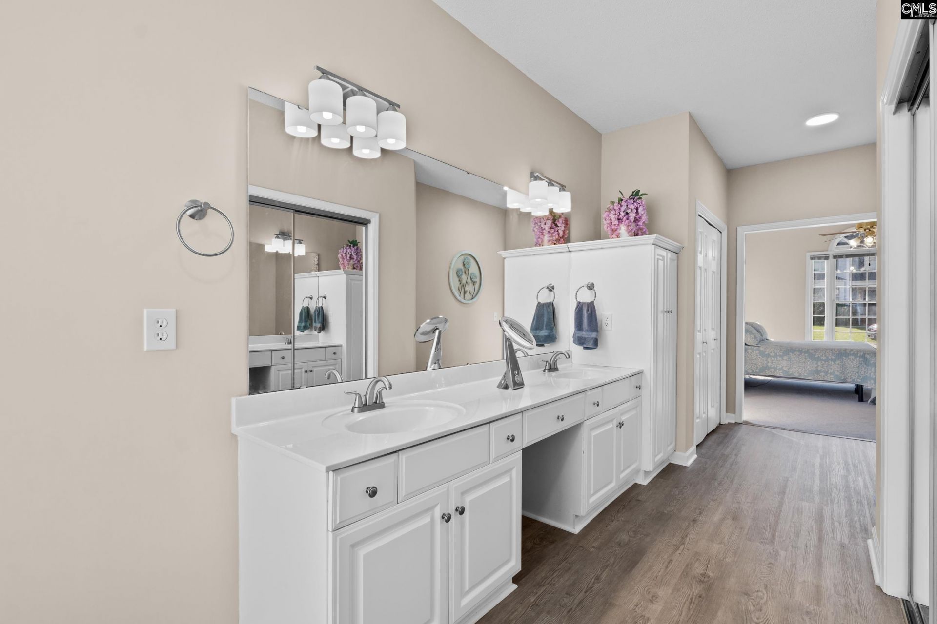 6 Holly Hedge Court  Photo 27