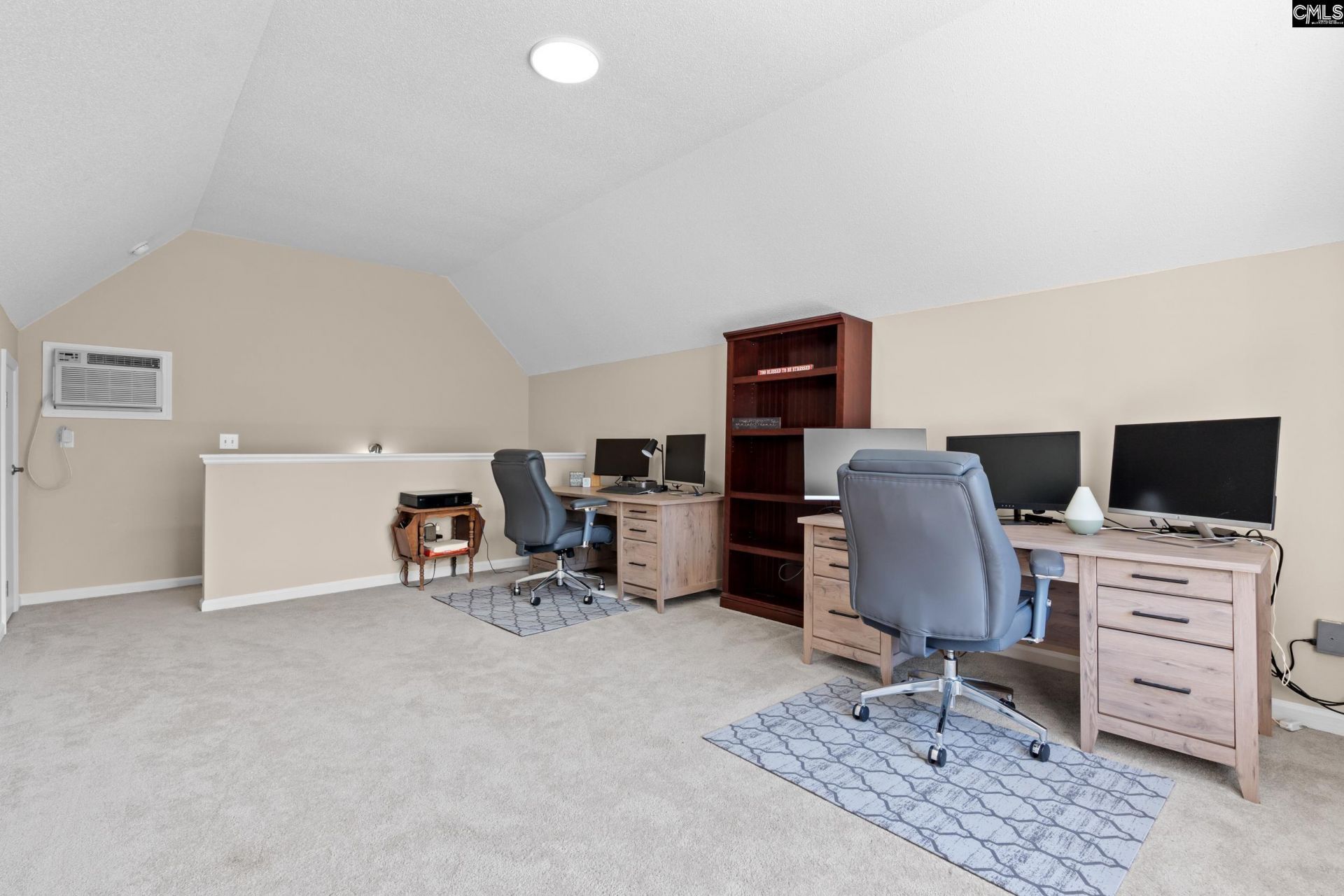 6 Holly Hedge Court  Photo 38