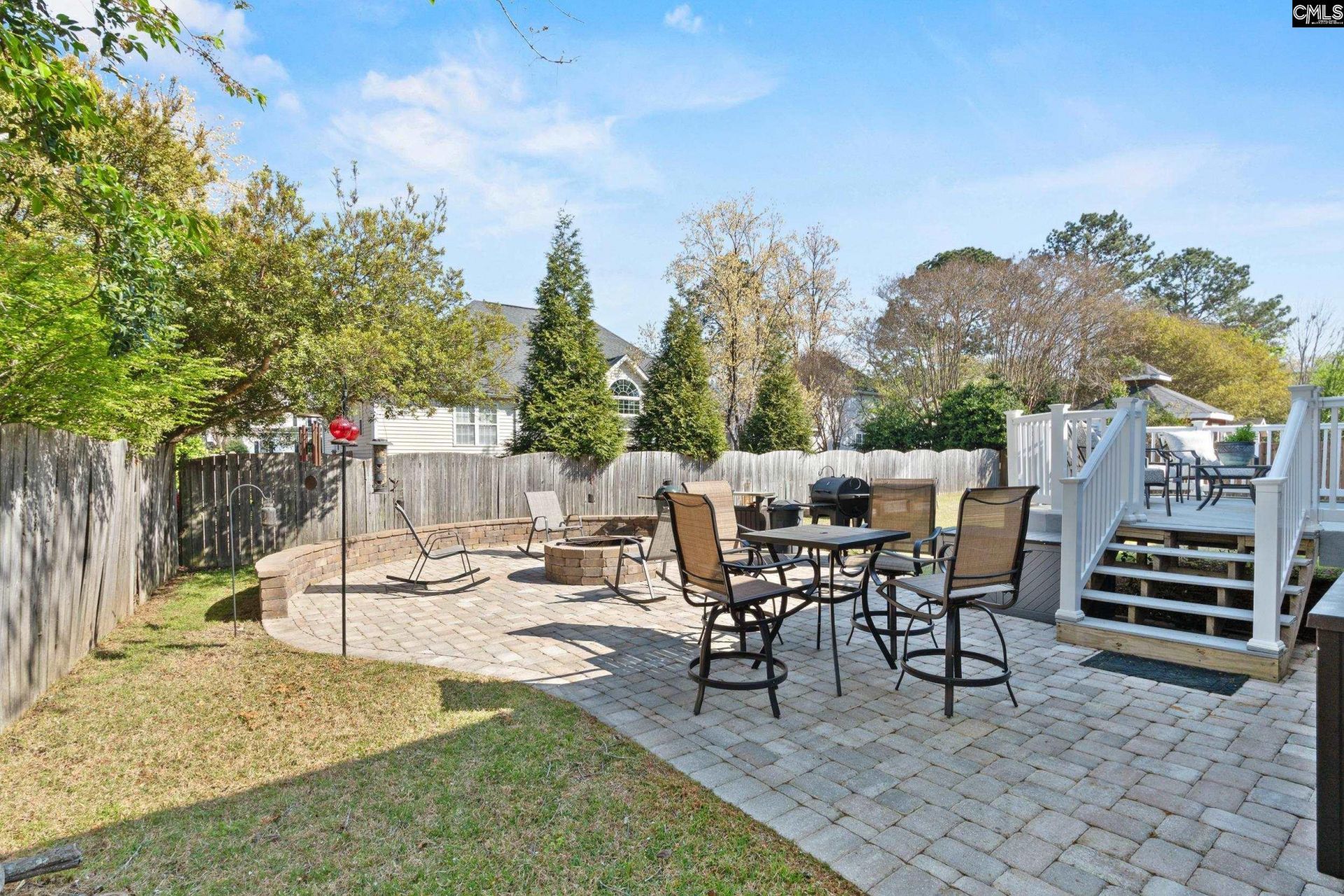 6 Holly Hedge Court  Photo 7