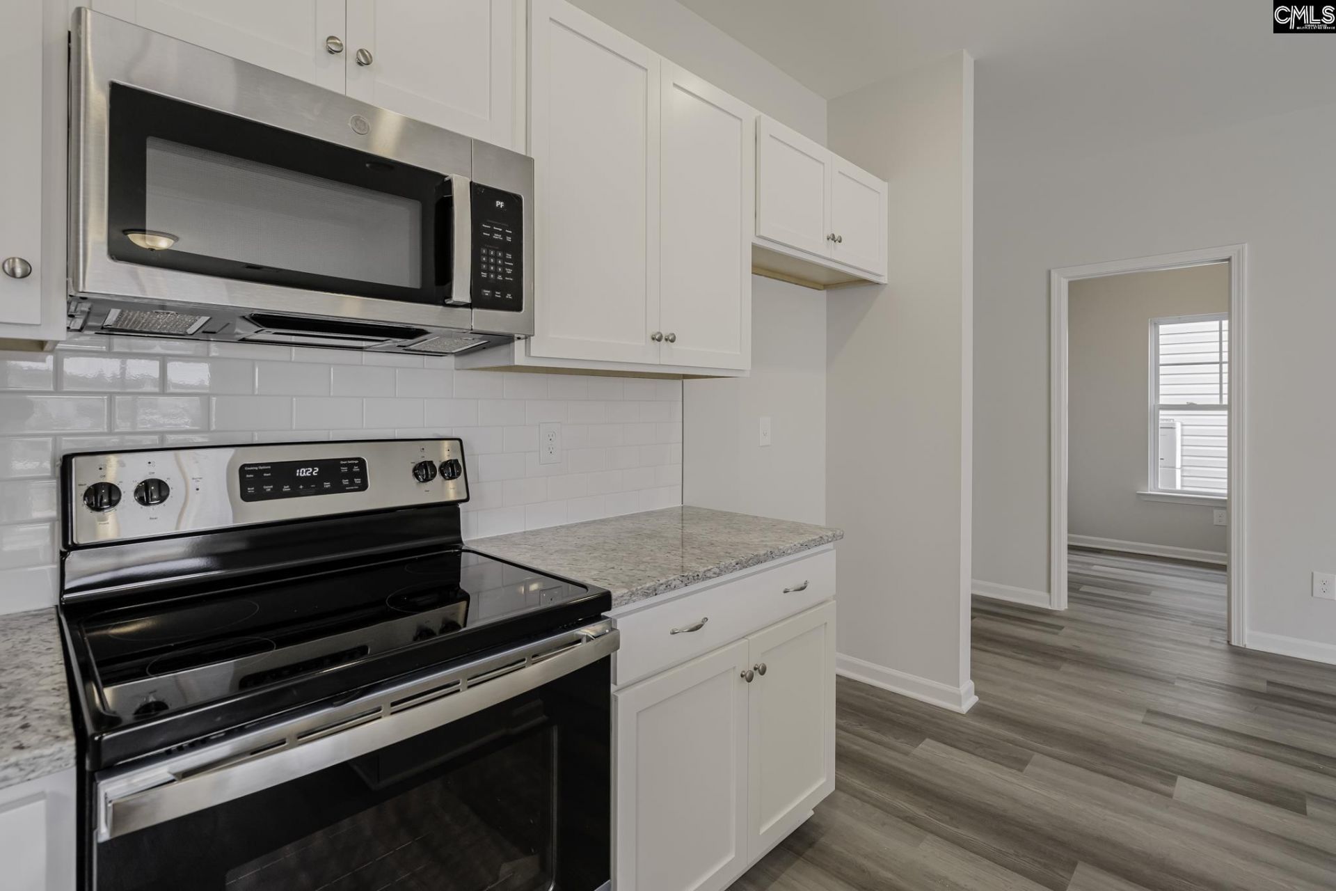 618 Forsythe Lane  Photo 6