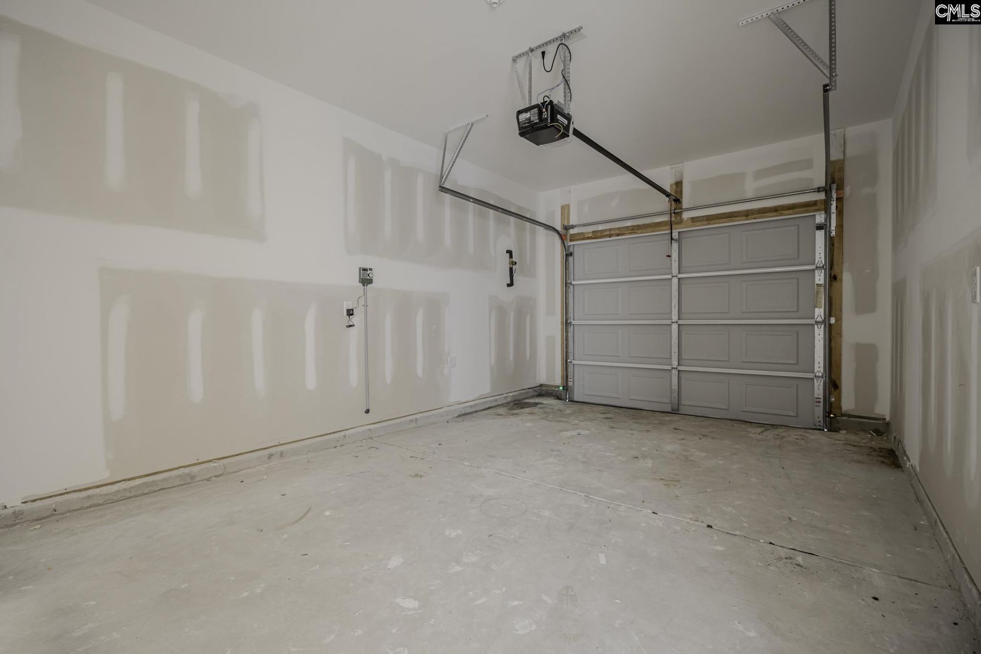 618 Forsythe Lane  Photo 8