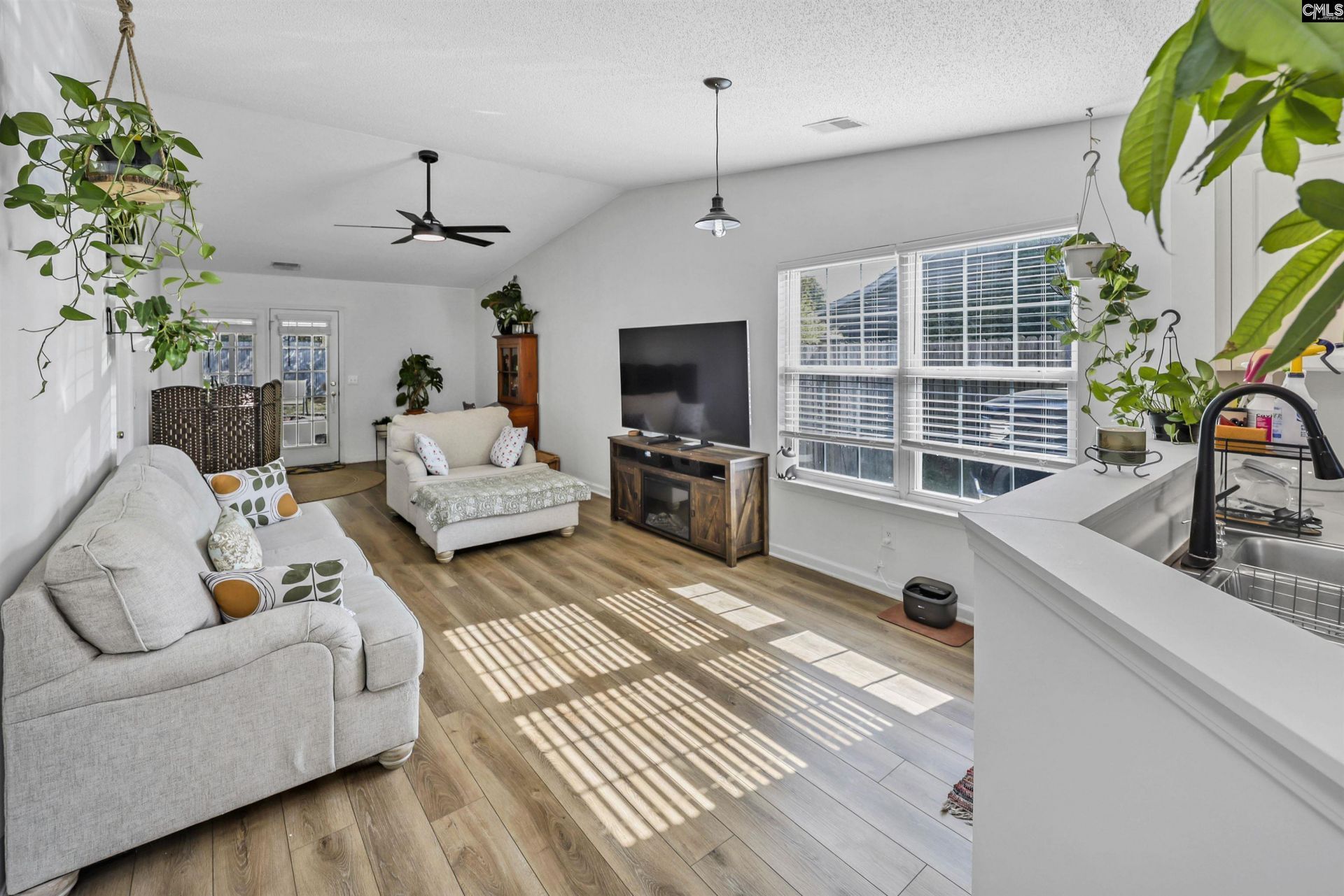 103 Linville Court  Photo 4