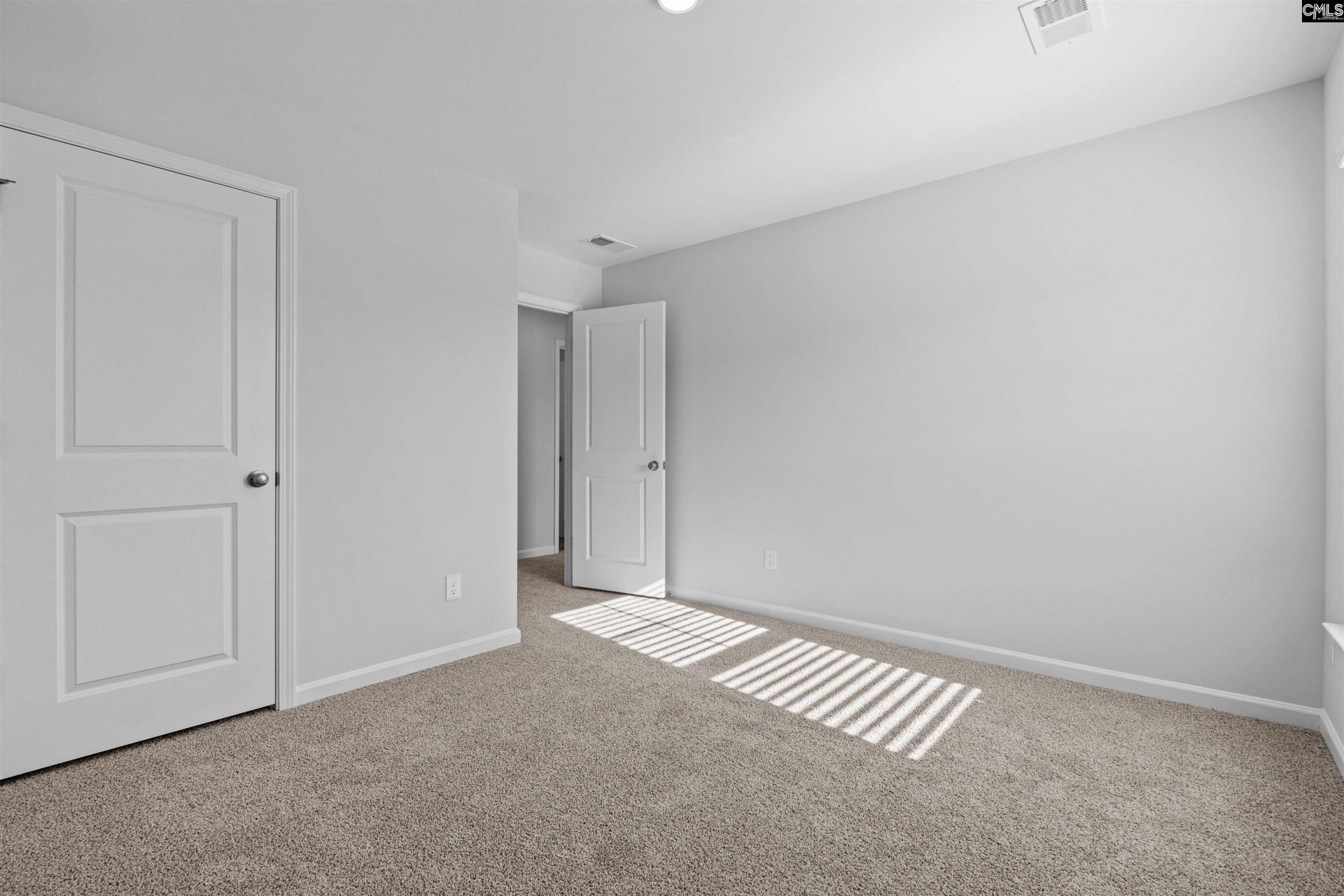 645 Forsythe Lane Photo 22