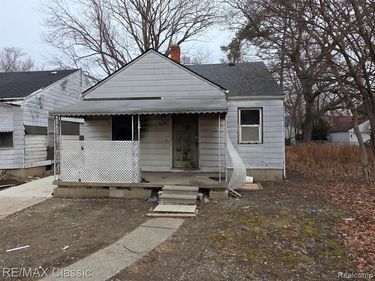 8656 & 8560 Farmbrook Street, Detroit, MI 48224