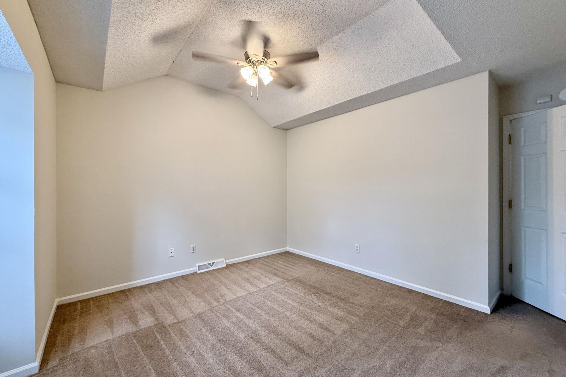 169 Ponderosa Drive Photo 6