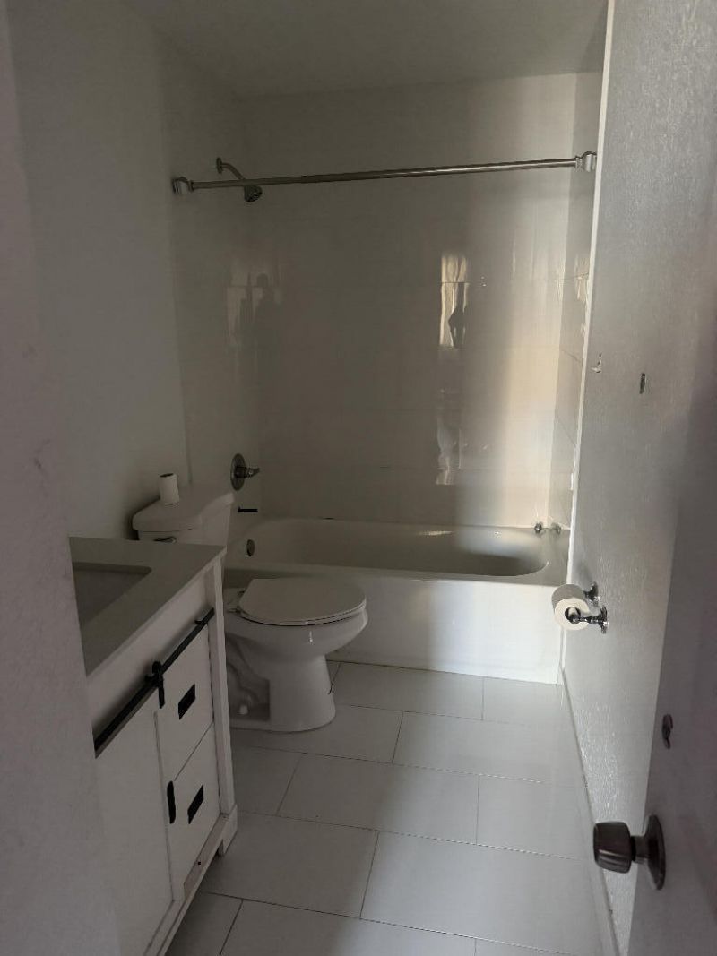 9804 NW 37th Street, Unit 3e, Sunrise, FL 33351 Photo