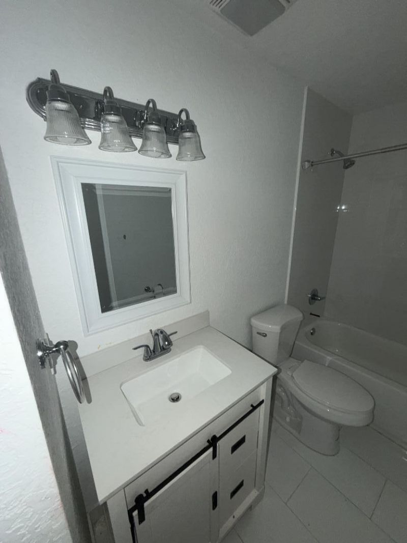 9804 NW 37th Street, Unit 3e, Sunrise, FL 33351 Photo