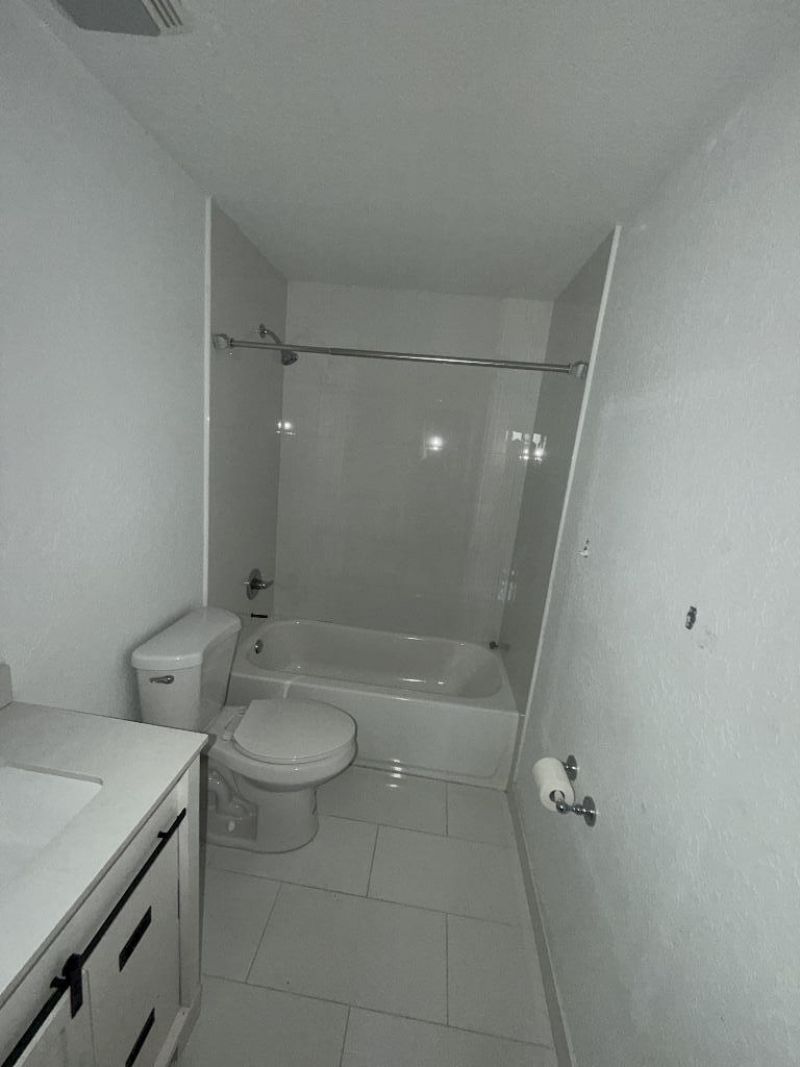 9804 NW 37th Street, Unit 3e, Sunrise, FL 33351 Photo
