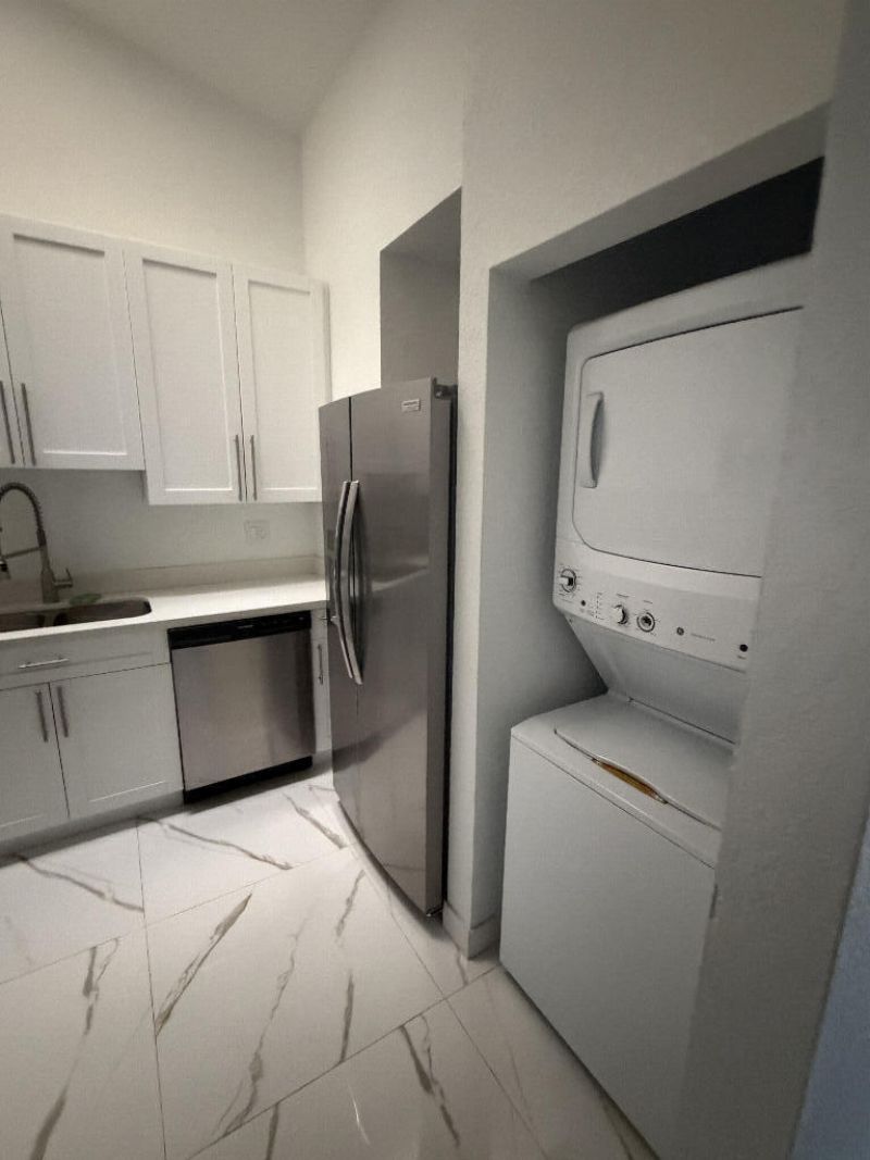 9804 NW 37th Street, Unit 3e, Sunrise, FL 33351 Photo