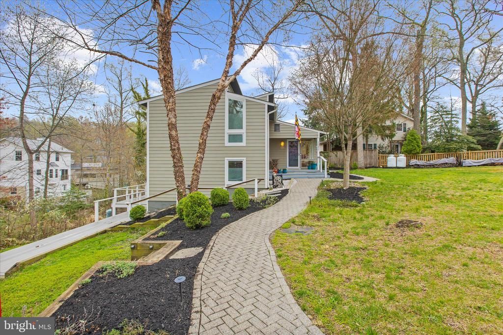 2642 Queen Anne Circle, Annapolis, MD 21403 Main Photo