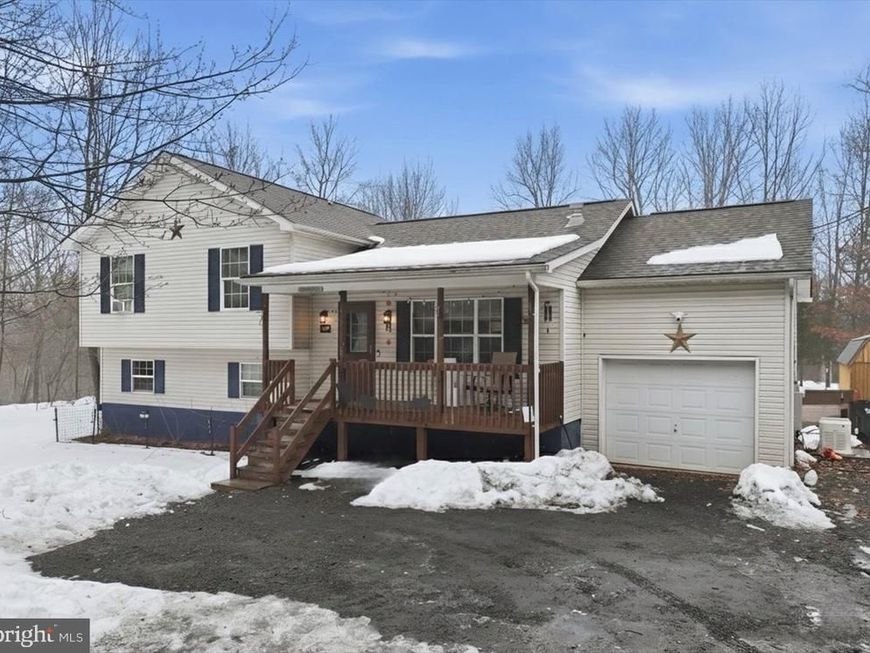 199 Magic Mountain Road, Henryville, PA 18332 Main Photo