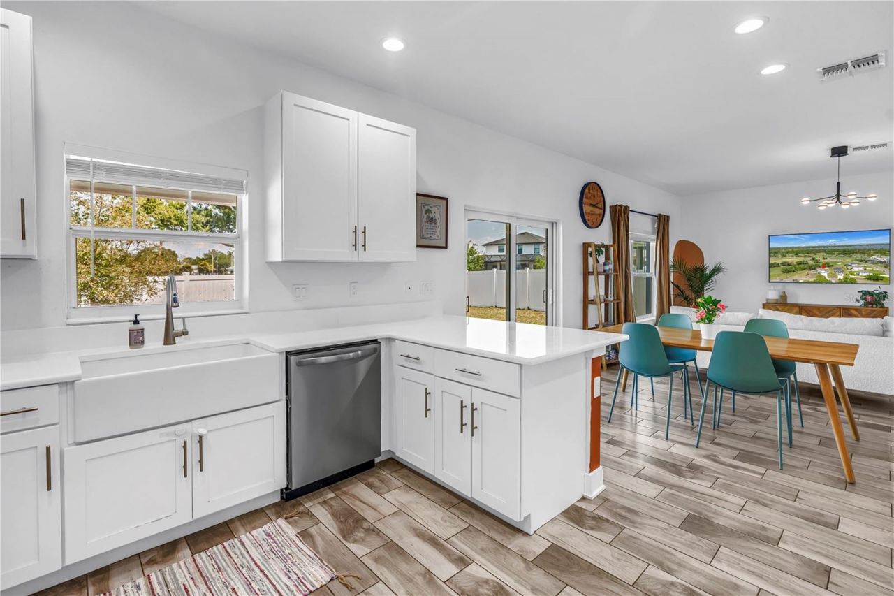 2119 Catalonia Way S, Saint Petersburg, FL 33712 Photo