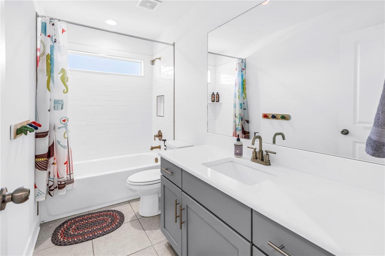 2119 Catalonia Way S, Saint Petersburg, FL 33712 Photo