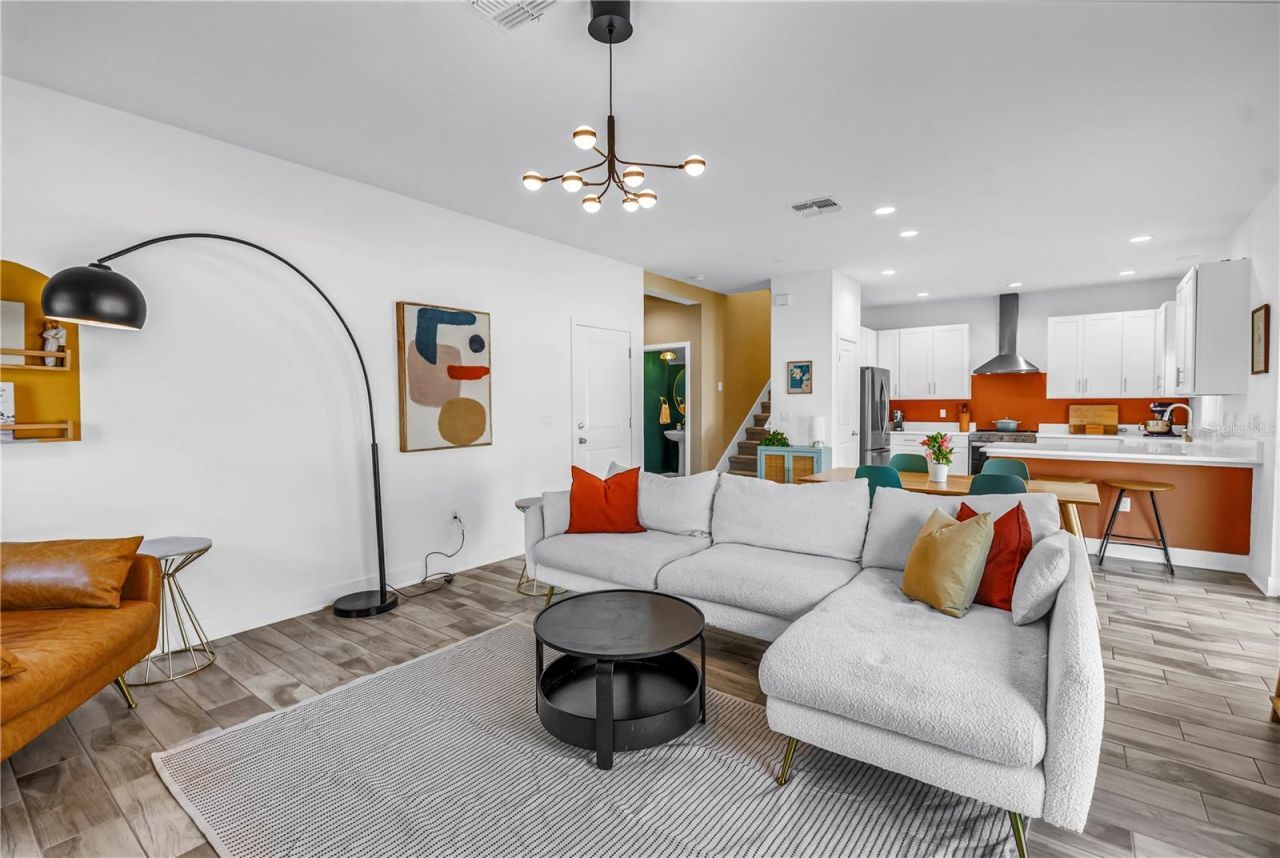 2119 Catalonia Way S, Saint Petersburg, FL 33712 Photo